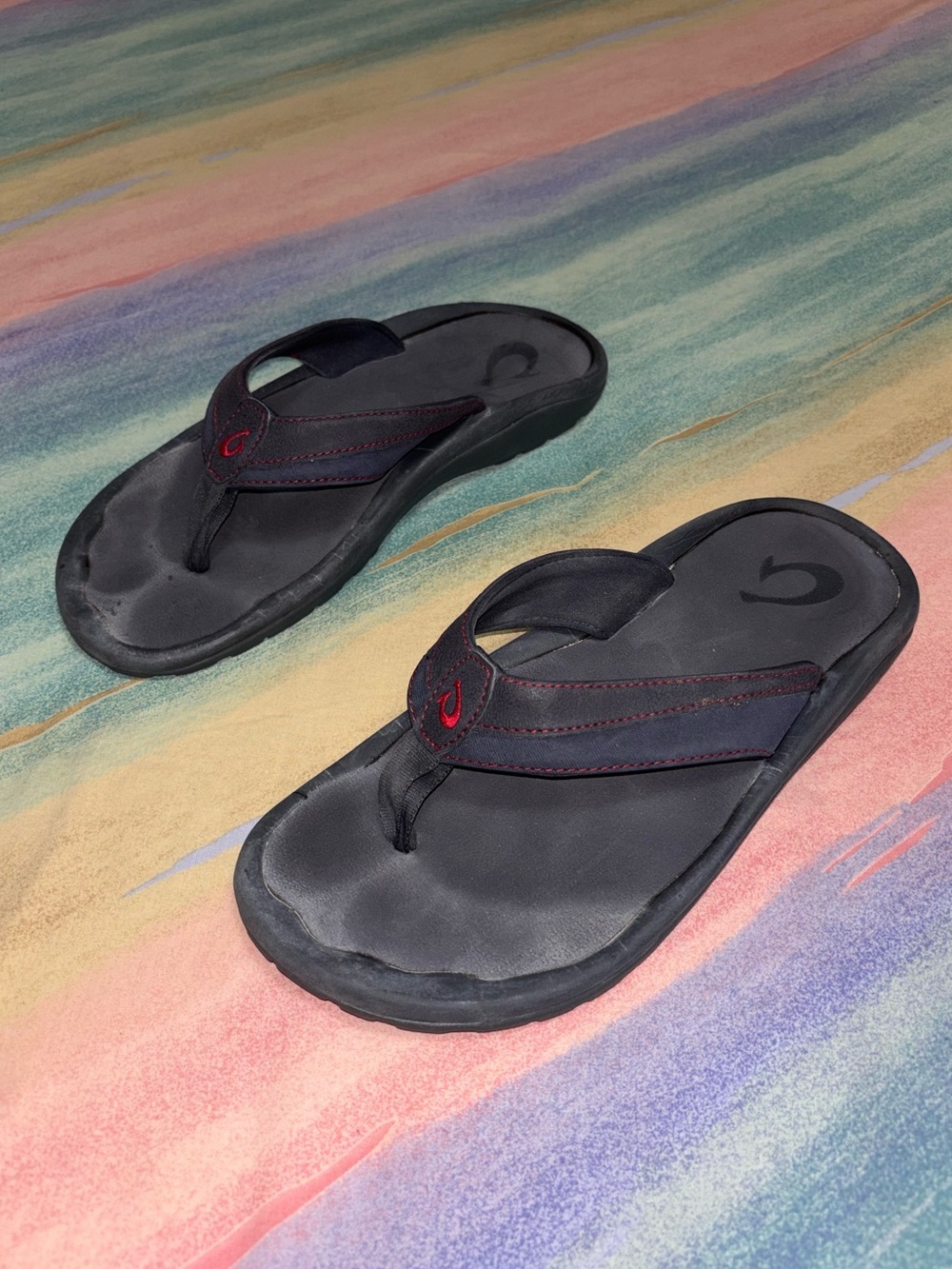 Olukai Ohana sandals black red Flip Flop Thong size 10.5